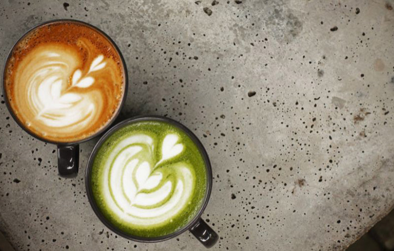 Which beverage contains more fat, tea or coffee?