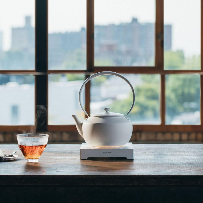 BALMUDA　MoonKettle Buy BALMUDA MoonKettle – Temperature Control Kettle - Japanese